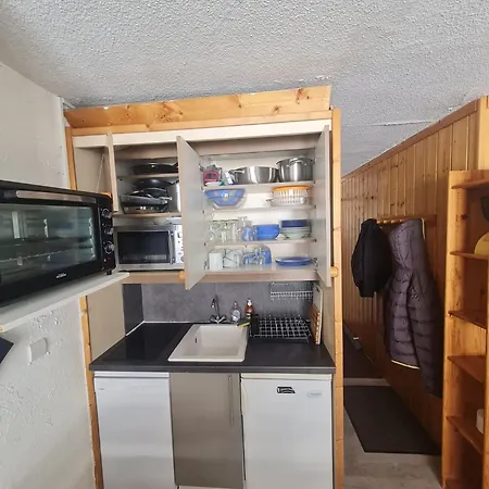 6 Personnes In Out *