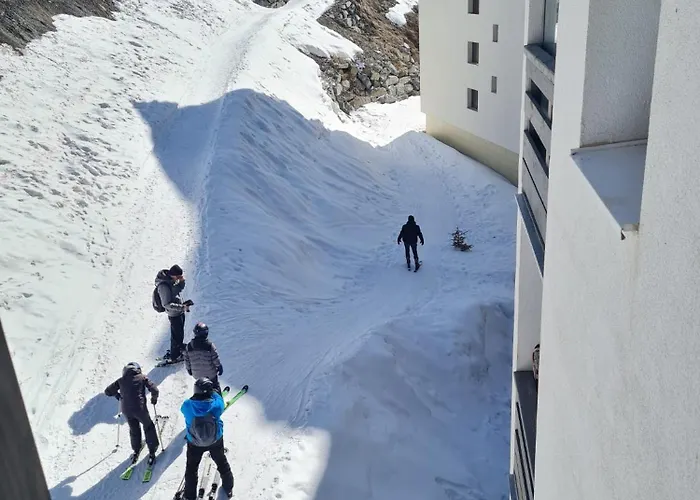 Apartment 6 Personnes In Out