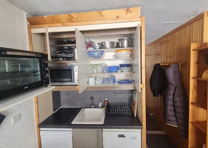 6 Personnes In Out *